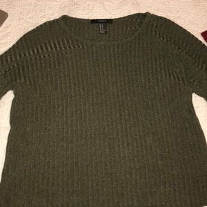 Green long sleeve top